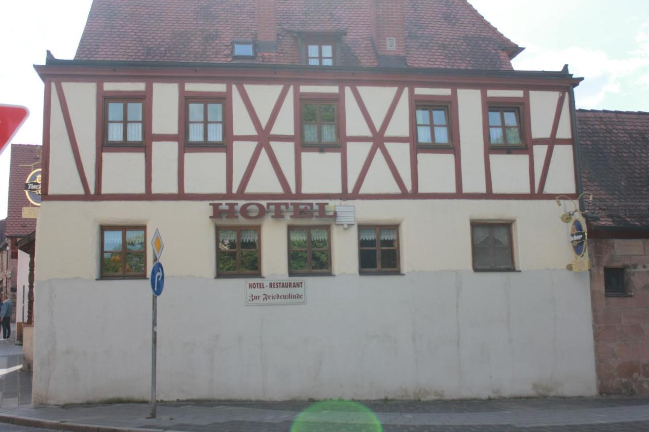 Hotel Zur Friedenslinde Norimberga Esterno foto