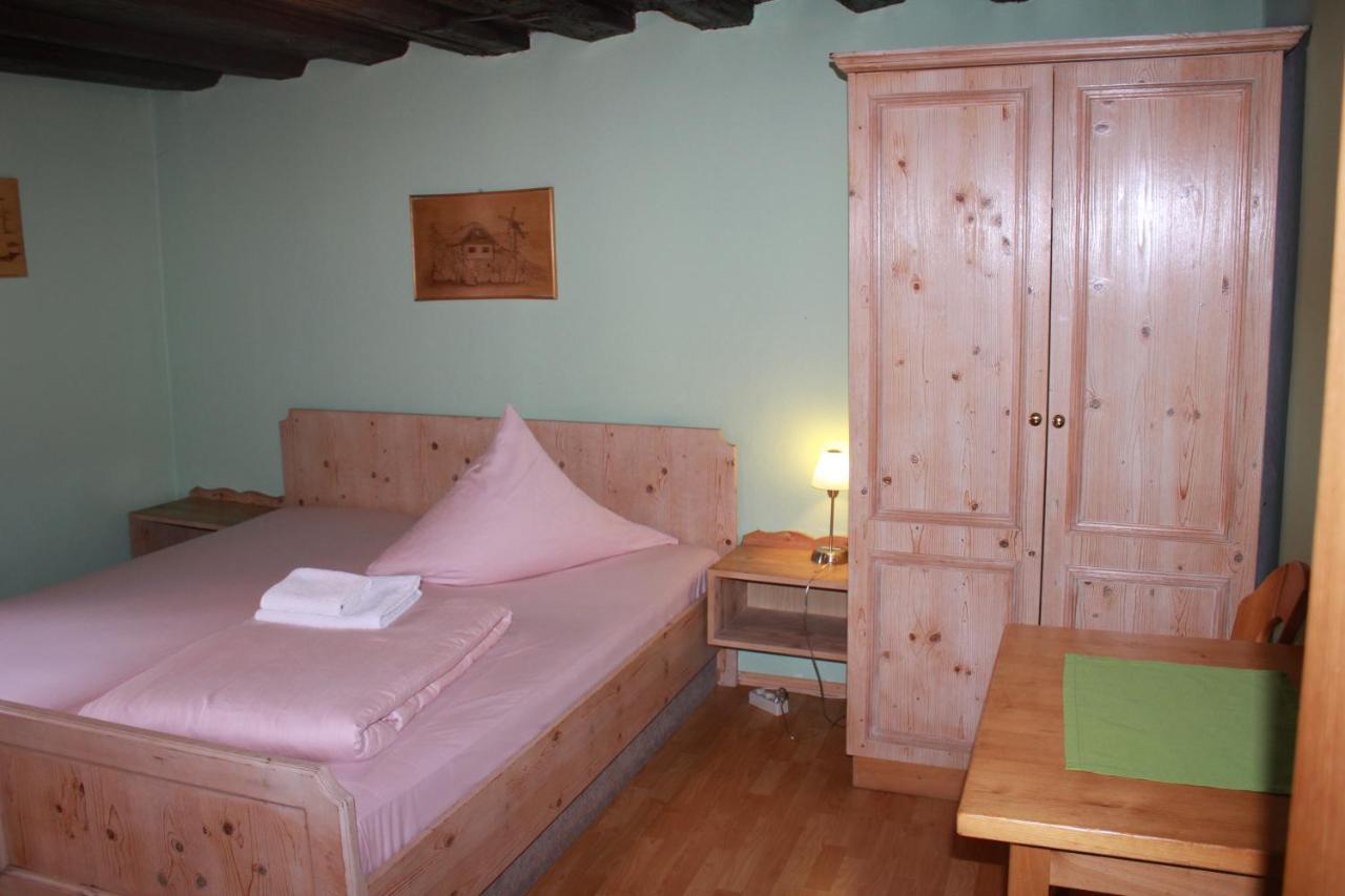 Hotel Zur Friedenslinde Norimberga Esterno foto
